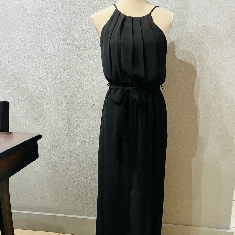 Long Black sleeveless Dress